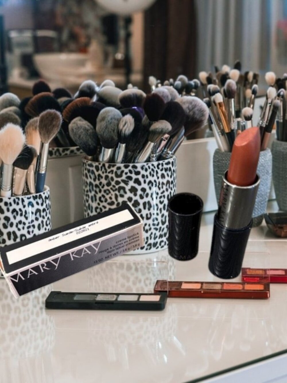 Mary Kay Amber Suede Crème Lip Color 💄NIB 💄